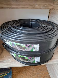 Okraj trávnika plast čierny 18 m x 12,5 cm